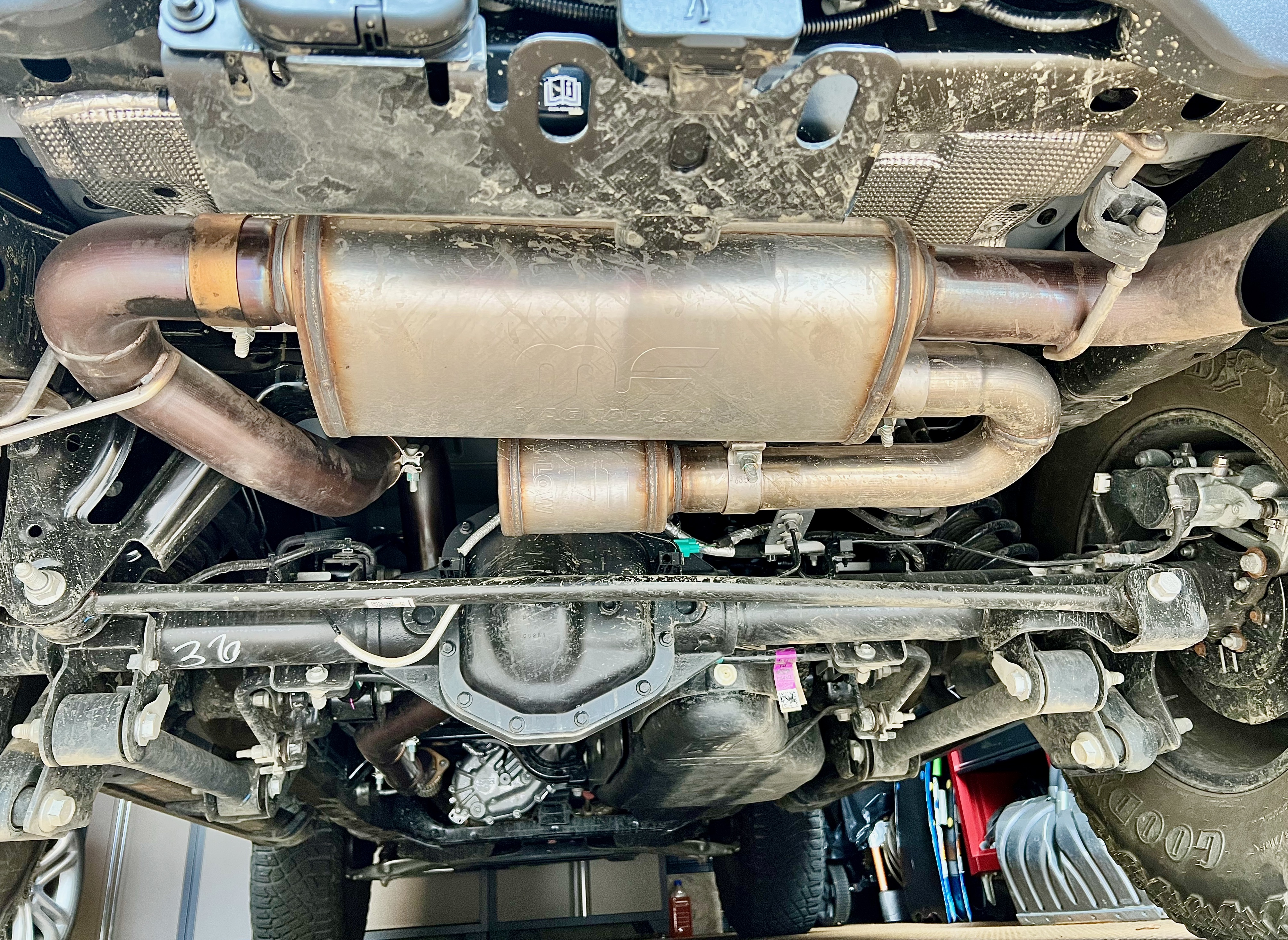 Bronco Magnaflow Overlander Exhaust 2 Oct-23.jpeg