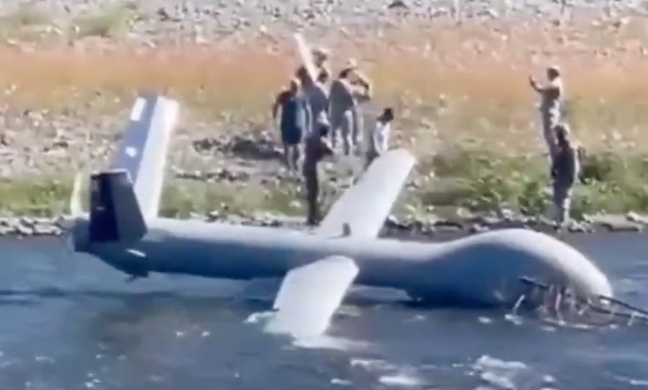 A-Chilean-Air-Forces-drone-has-crash-landed-into-the-Catuin-River.jpg