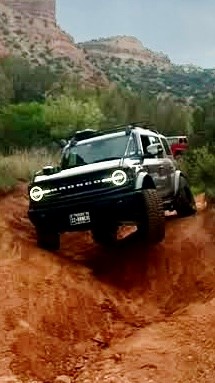 2022 BRONCO.jpg
