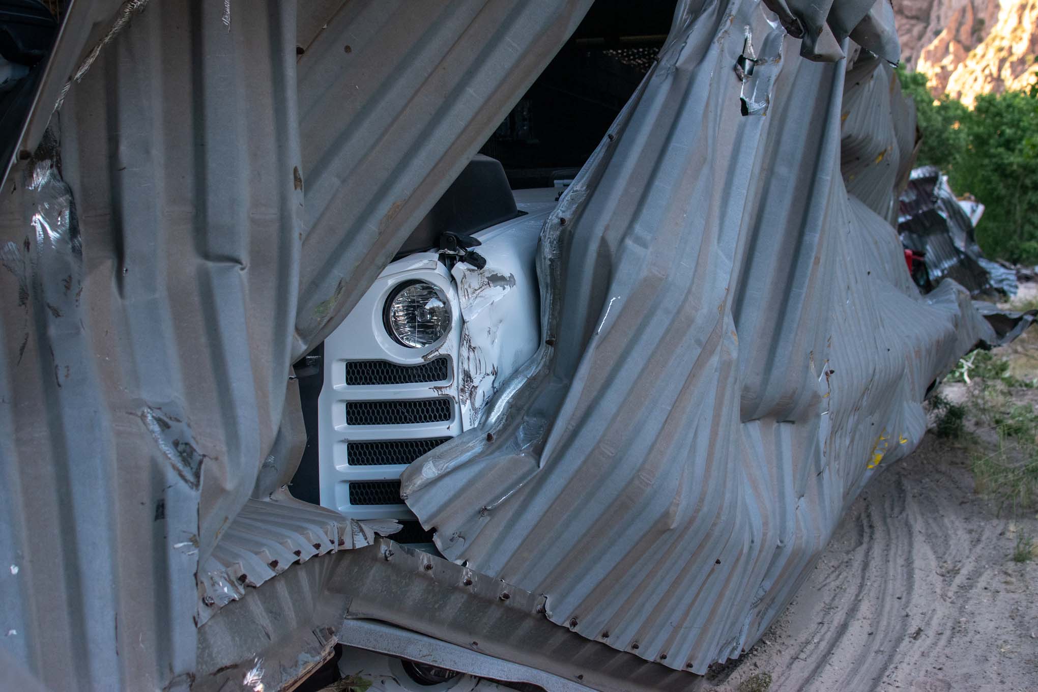 nevada-train-derailment-destroys-jeep-rubicon-gladiator-gm-trucks-24.jpg