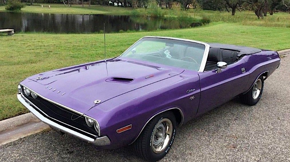 plum-crazy-1970-dodge-challenger-r-t-is-why-funky-purple-is-cool-on-muscle-cars_4.jpg