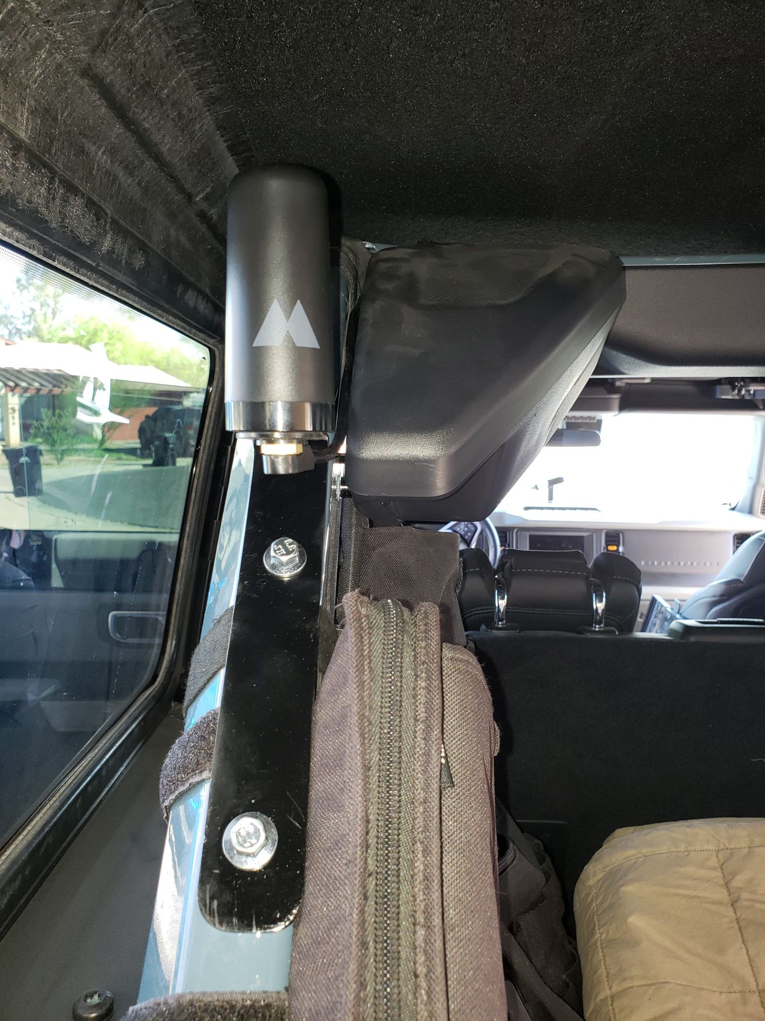 Jeep jl deals gmrs antenna mount