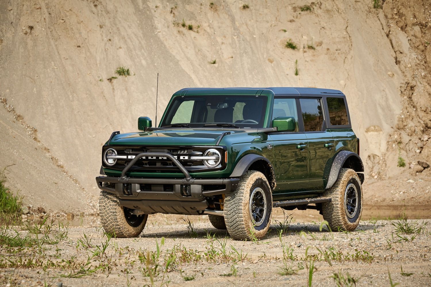 Bronco_Eruption-Green_03.jpg