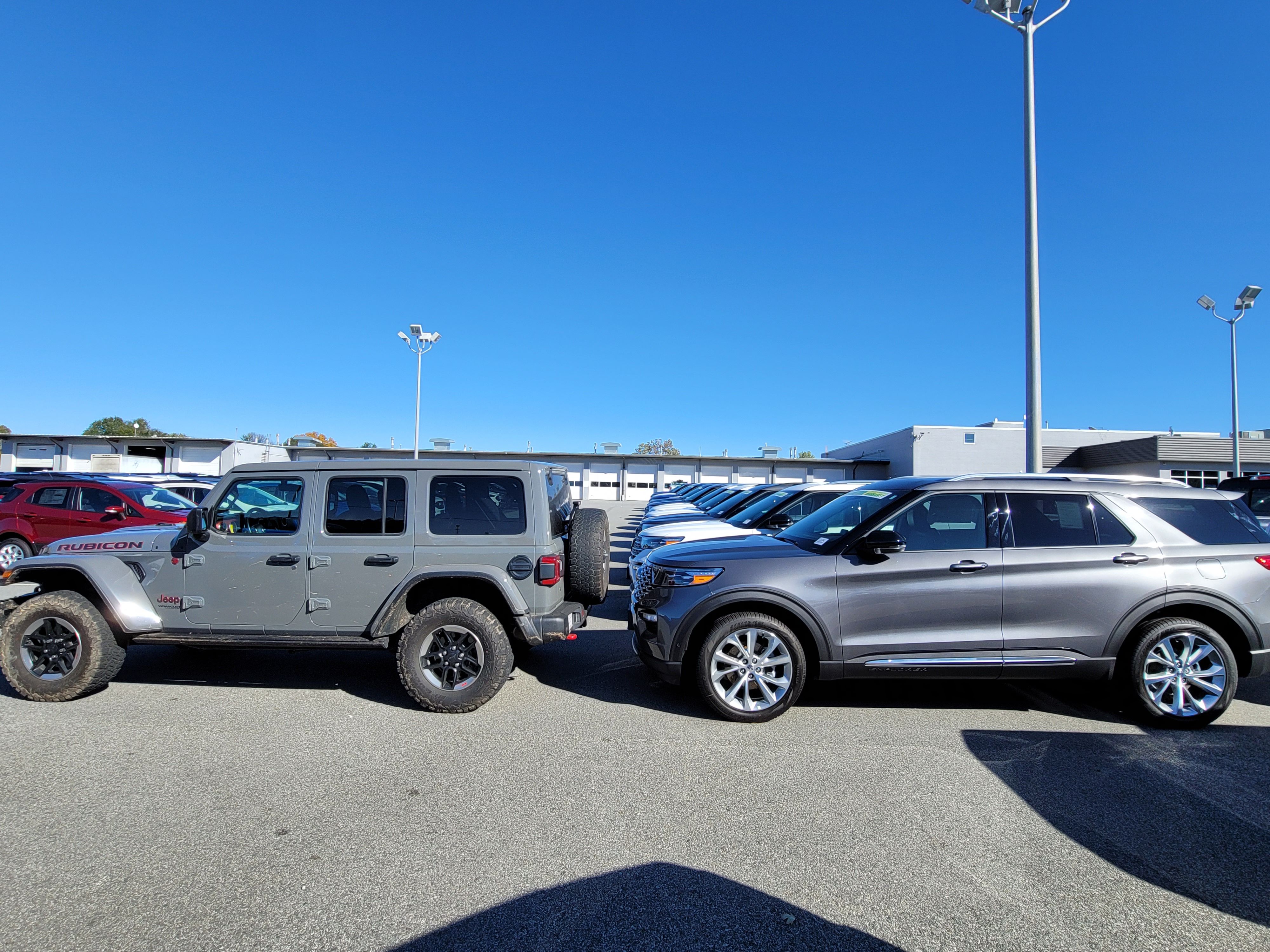 Carbonized Gray vs Sting Gray (Jeep ) Bronco Nation