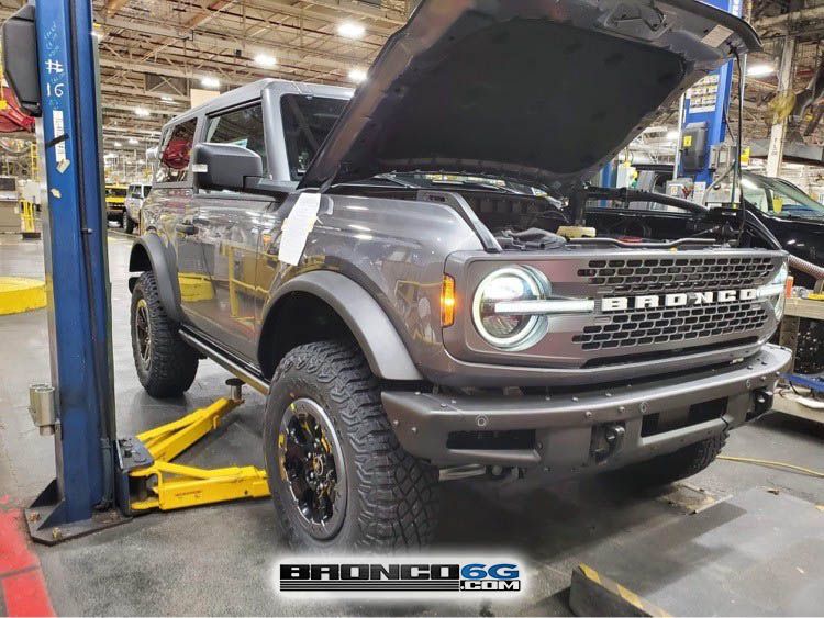 Carbonized Gray Bronco Badlands 2 Door (1).jpg