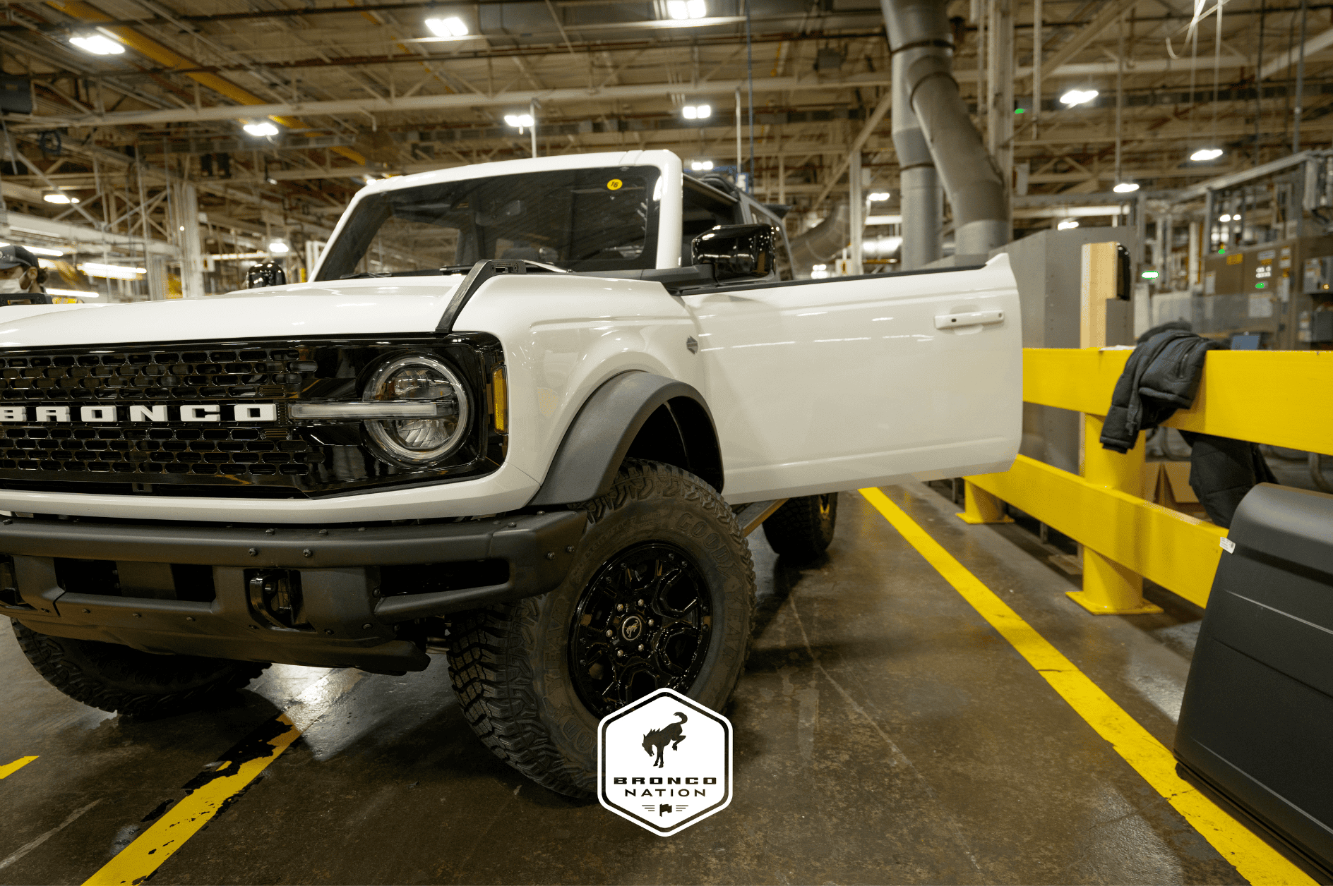 Ford Bronco Oxford White.png