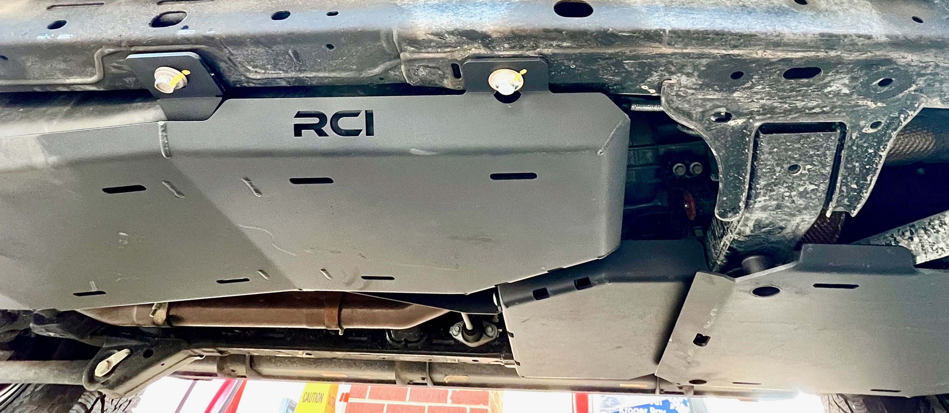 RCI Fuel Tank Skid Plate 1 Jan-24.jpeg