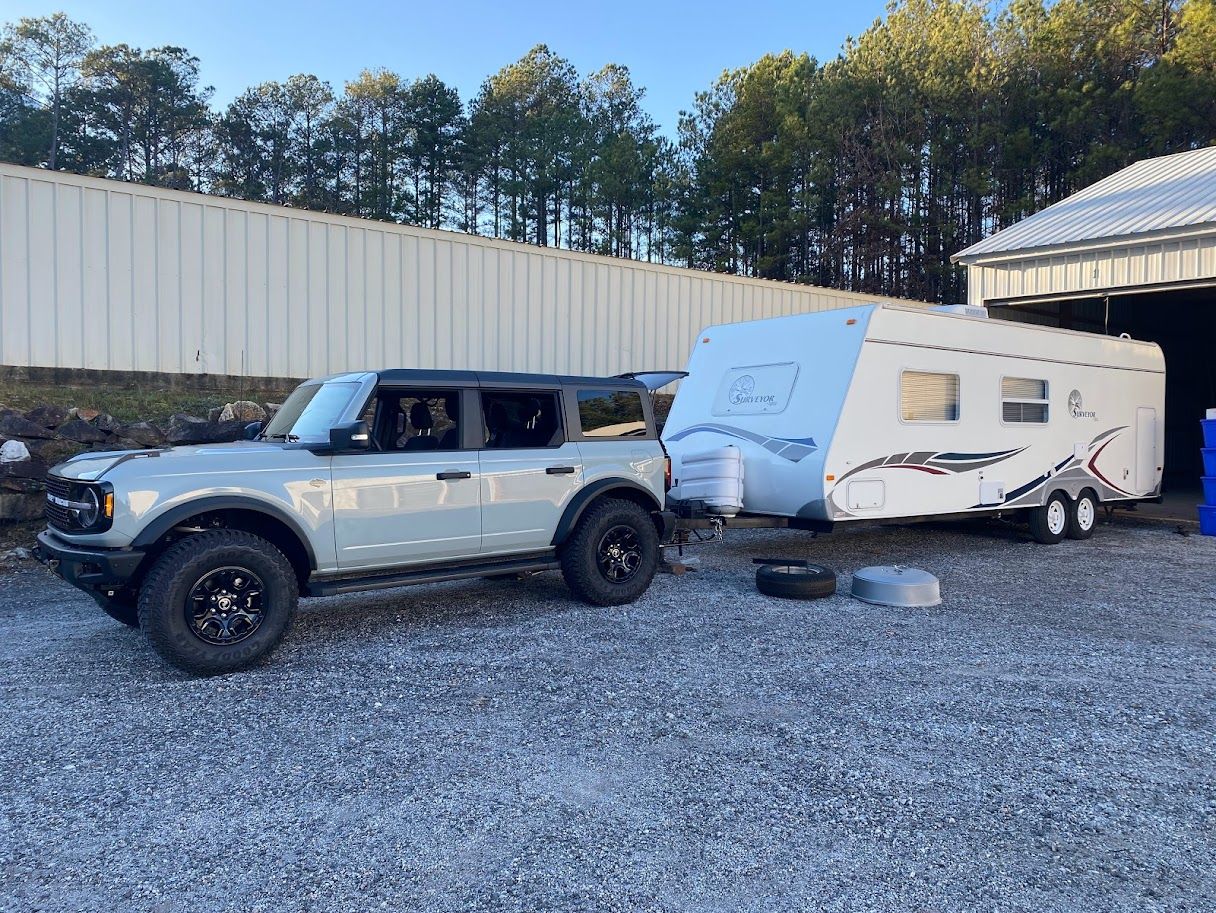 bronco towing.jpg