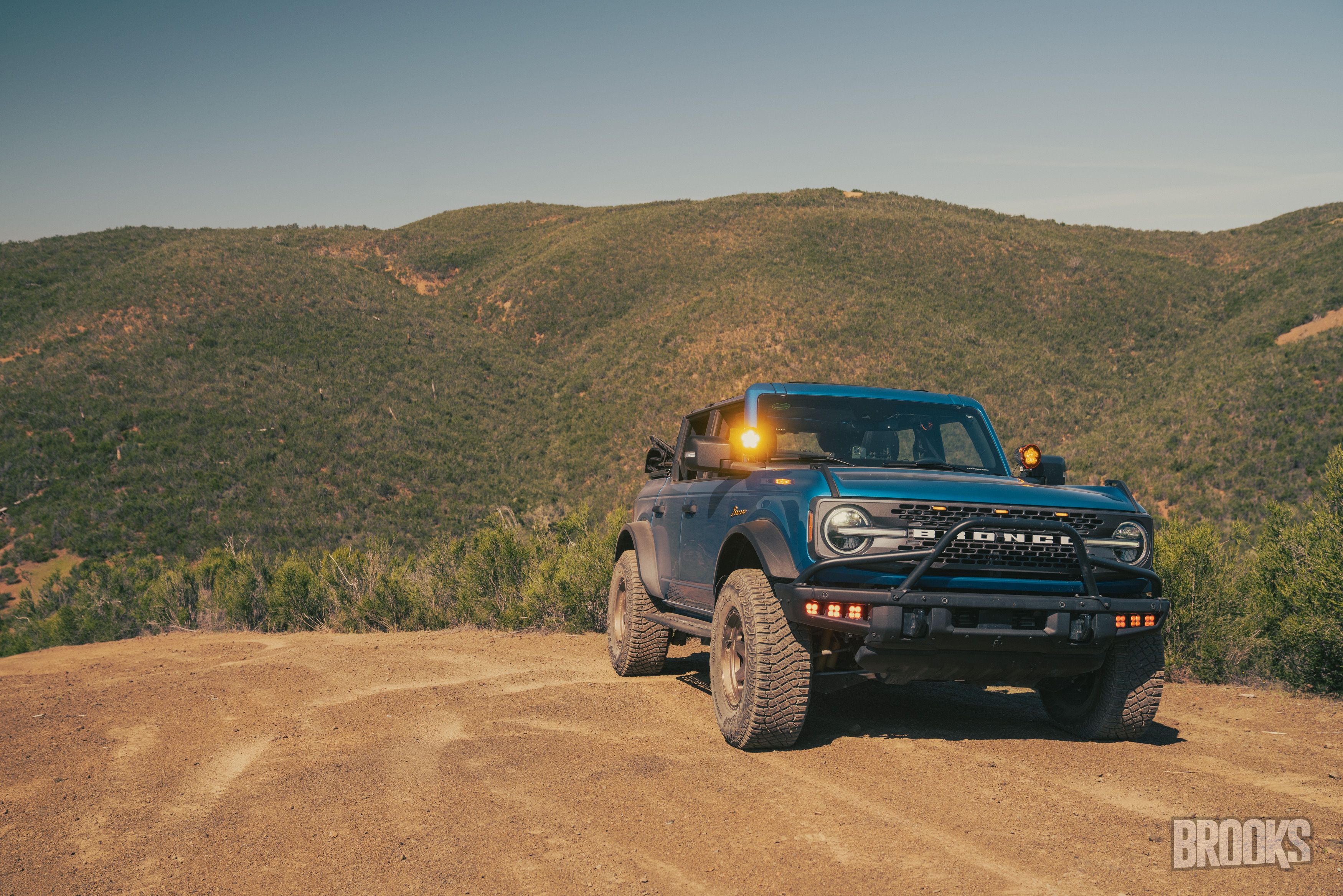 Out for a drive with a bunch of Broncos, a Jeep and a 4Runner